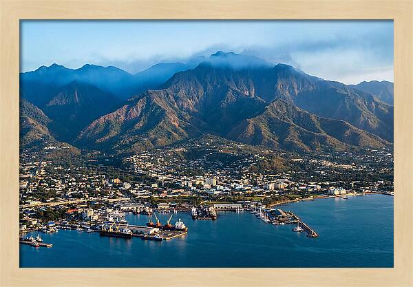 Blue Mountains Over Kingston Coastline