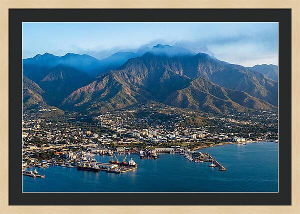 Blue Mountains Over Kingston Coastline