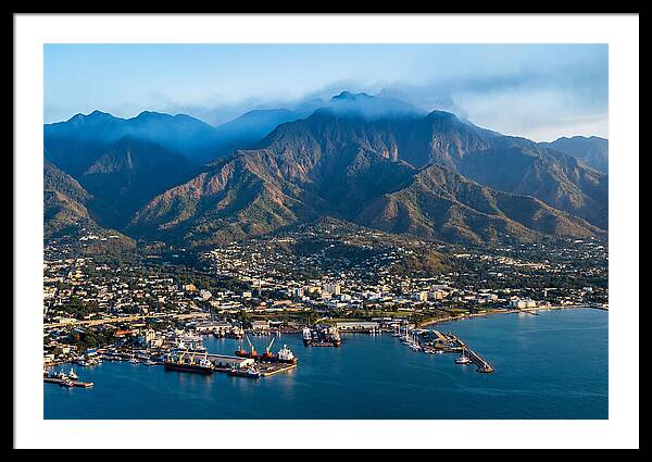 Blue Mountains Over Kingston Coastline