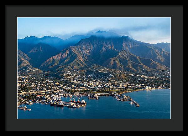 Blue Mountains Over Kingston Coastline