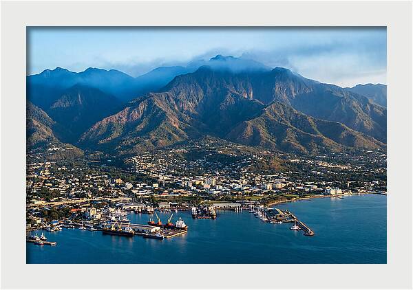 Blue Mountains Over Kingston Coastline