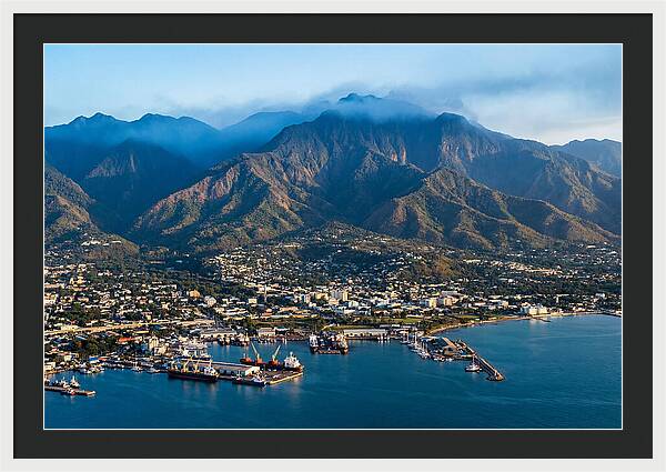 Blue Mountains Over Kingston Coastline