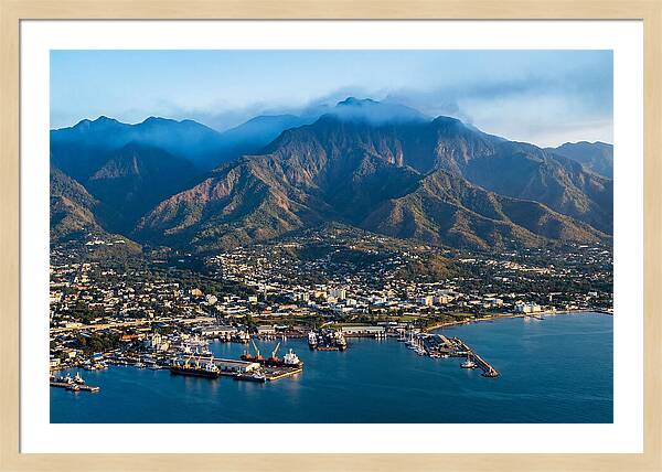 Blue Mountains Over Kingston Coastline