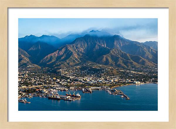 Blue Mountains Over Kingston Coastline