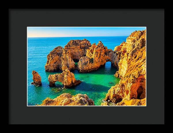 Breathtaking Cliffs Of Ponta Da Piedade