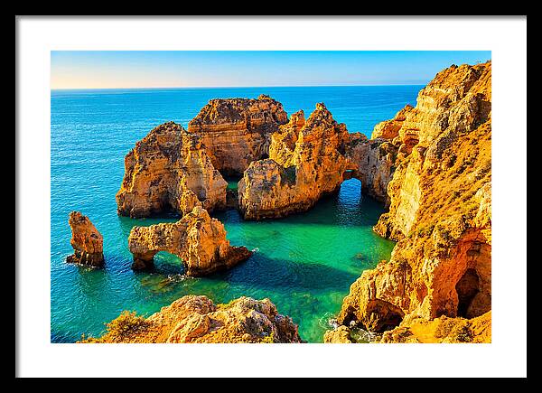 Breathtaking Cliffs Of Ponta Da Piedade
