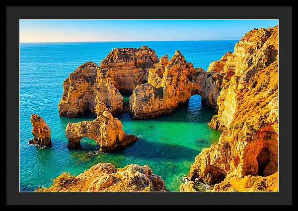 Breathtaking Cliffs Of Ponta Da Piedade