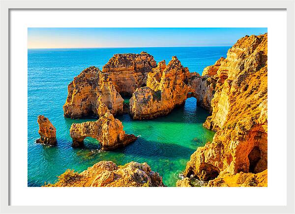 Breathtaking Cliffs Of Ponta Da Piedade