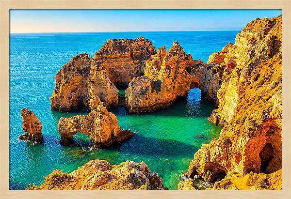 Breathtaking Cliffs Of Ponta Da Piedade