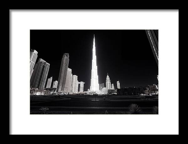 Burj Khalifa Reaching New Heights
