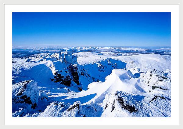 Cairn Gorm Winter Splendor
