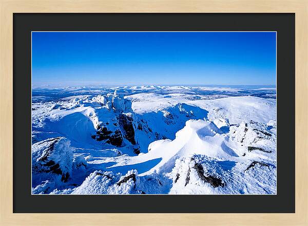 Cairn Gorm Winter Splendor