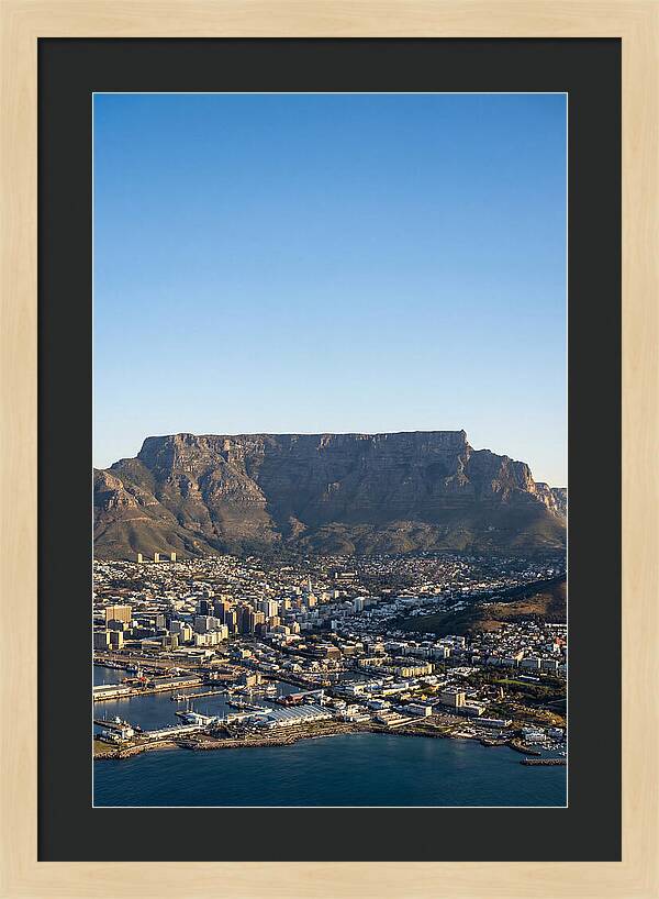 Cape Towns Majestic Table Mountain