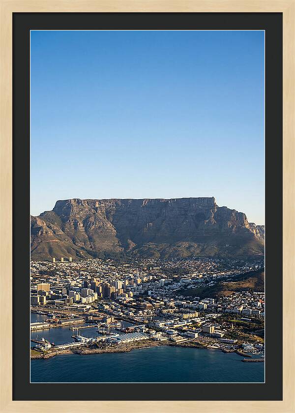 Cape Towns Majestic Table Mountain