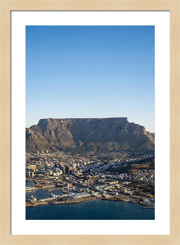 Cape Towns Majestic Table Mountain