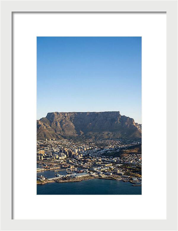 Cape Towns Majestic Table Mountain