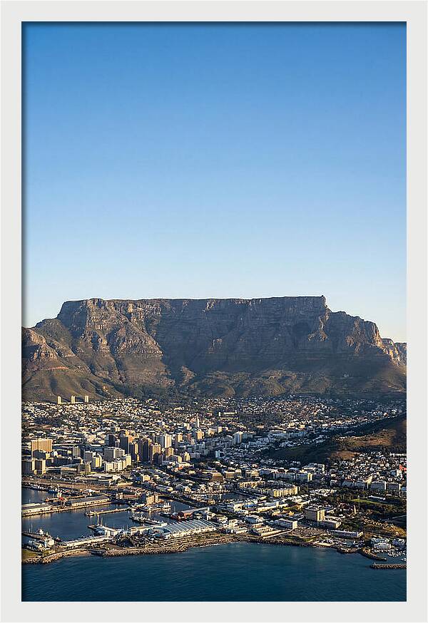 Cape Towns Majestic Table Mountain