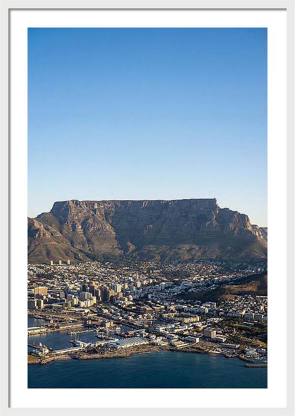Cape Towns Majestic Table Mountain