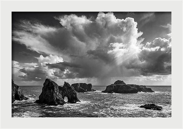 Capri Stacks Seascape Vista