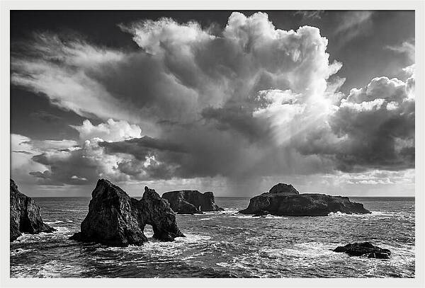 Capri Stacks Seascape Vista