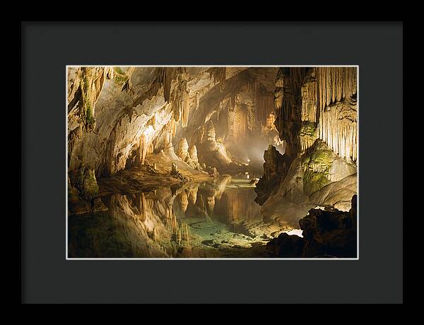 Cave Vista Of Waitomo Caves