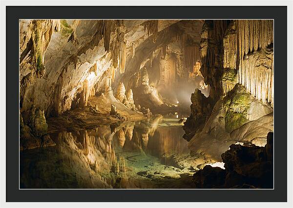 Cave Vista Of Waitomo Caves
