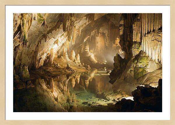 Cave Vista Of Waitomo Caves
