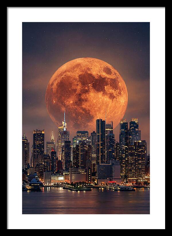 Celestial Glow Above Urban Horizon