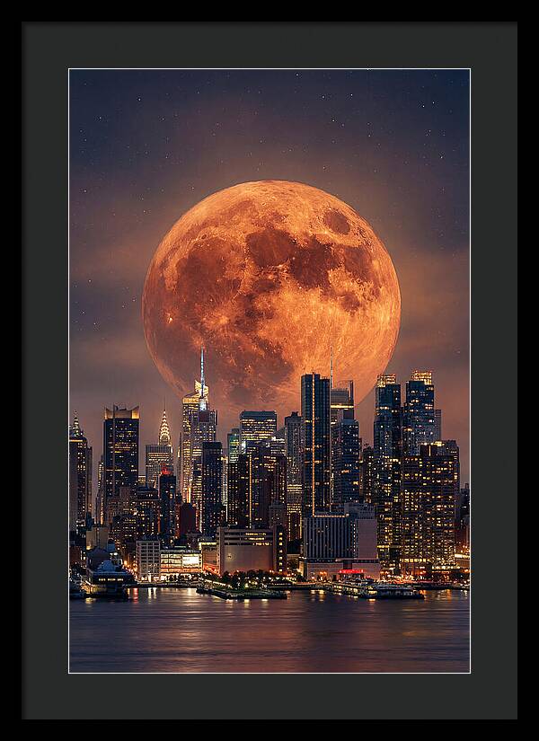 Celestial Glow Above Urban Horizon