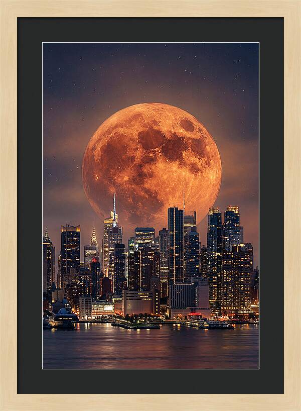 Celestial Glow Above Urban Horizon
