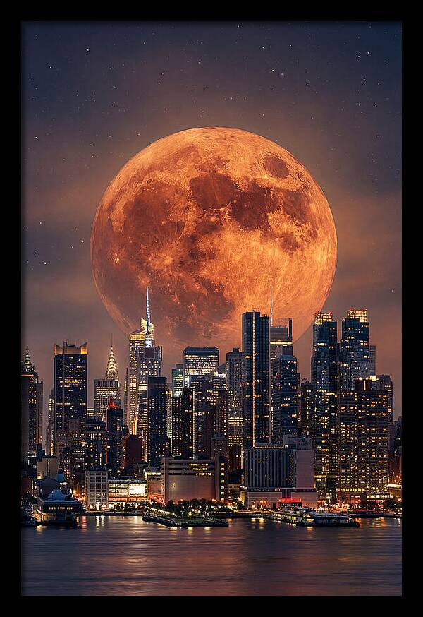 Celestial Glow Above Urban Horizon
