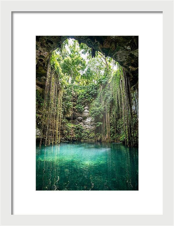 Cenote Ik Kil Serenity