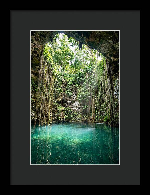Cenote Ik Kil Serenity