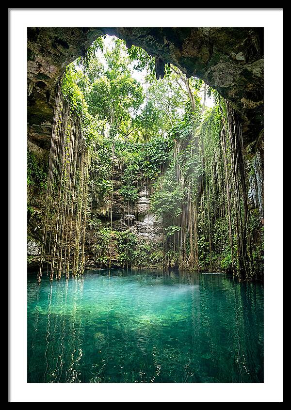 Cenote Ik Kil Serenity