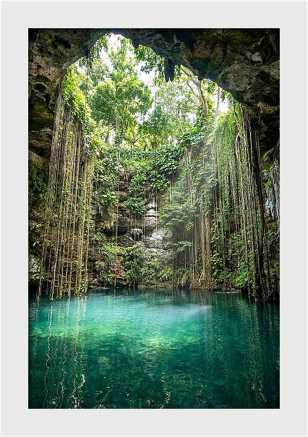 Cenote Ik Kil Serenity