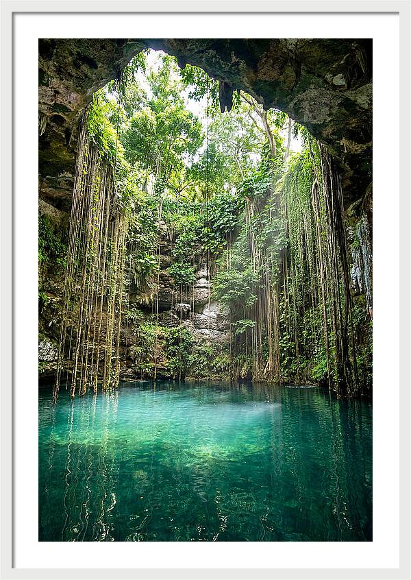 Cenote Ik Kil Serenity