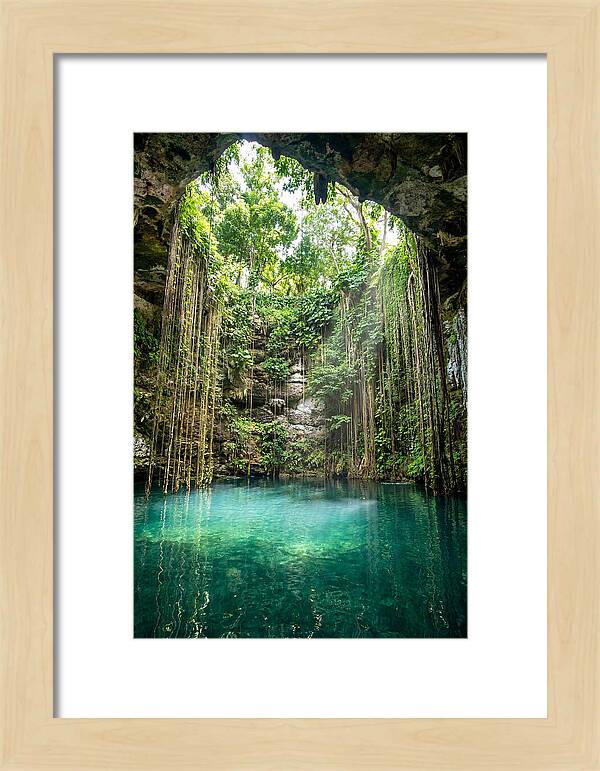 Cenote Ik Kil Serenity