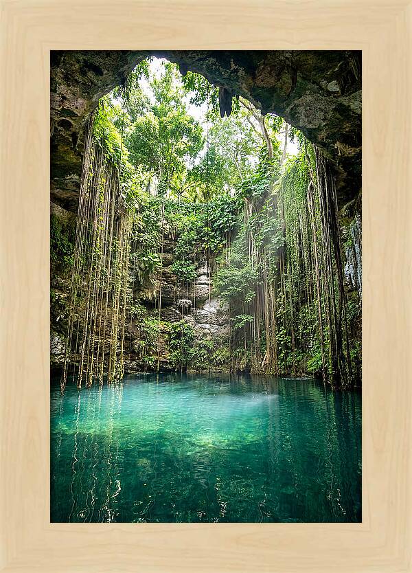 Cenote Ik Kil Serenity