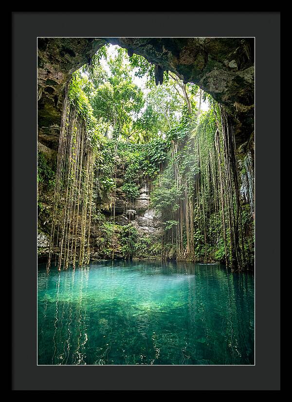 Cenote Ik Kil Serenity