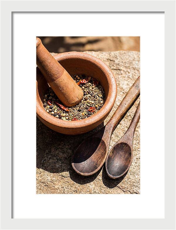 Ceramic Mortar With Spice Blend