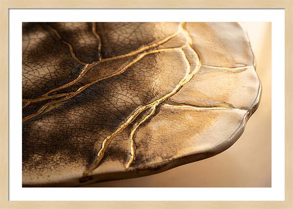 Ceramic Raku Crackle Elegance
