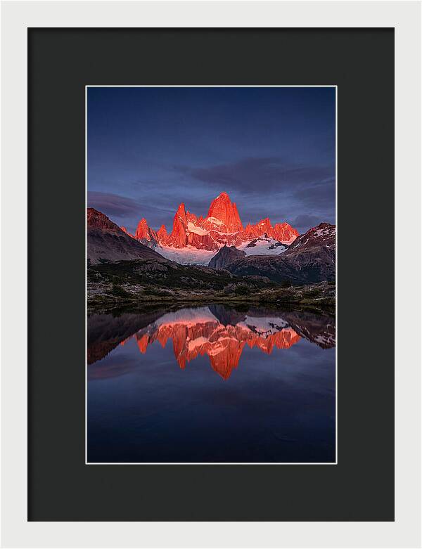 Cerro Fitz Roy At Sunrise