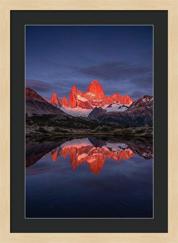 Cerro Fitz Roy At Sunrise