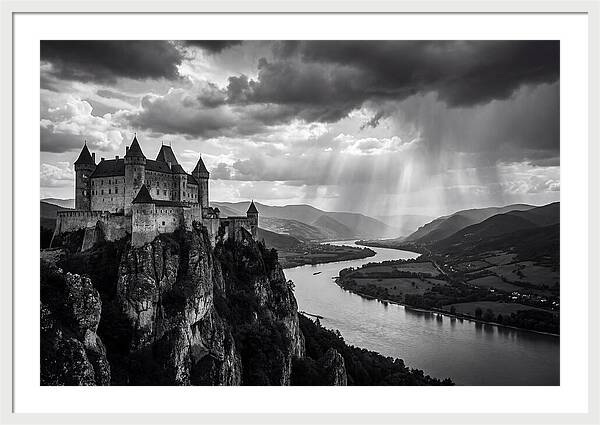 Chateau Beynac Overlooking The Valley