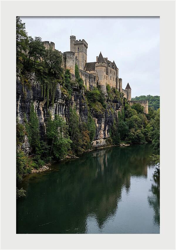 Chateau De Beynac Overlooking Dordogne River