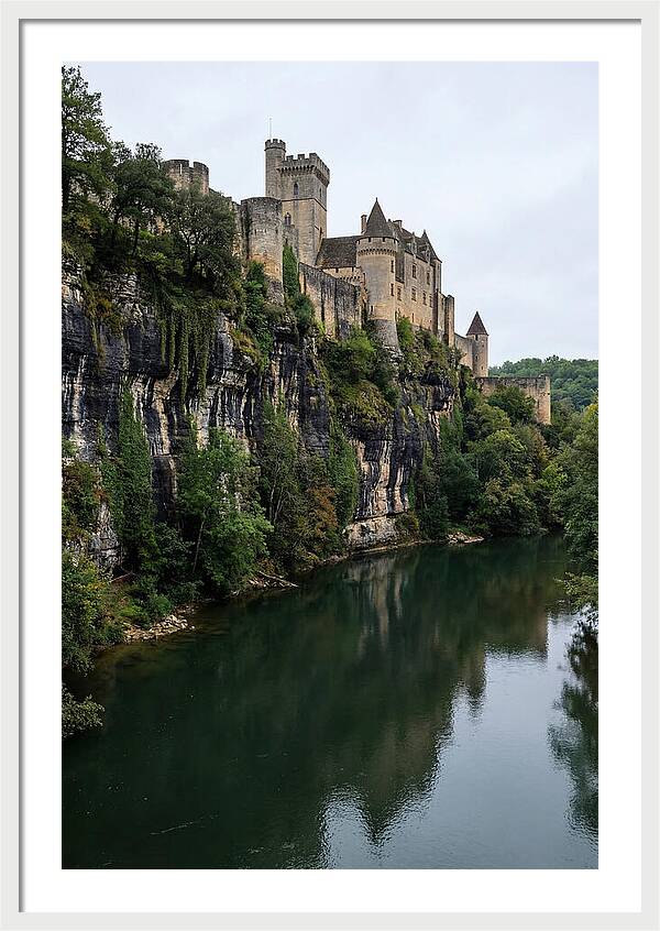 Chateau De Beynac Overlooking Dordogne River
