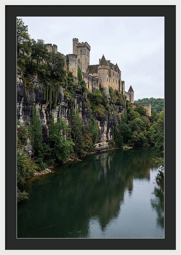 Chateau De Beynac Overlooking Dordogne River