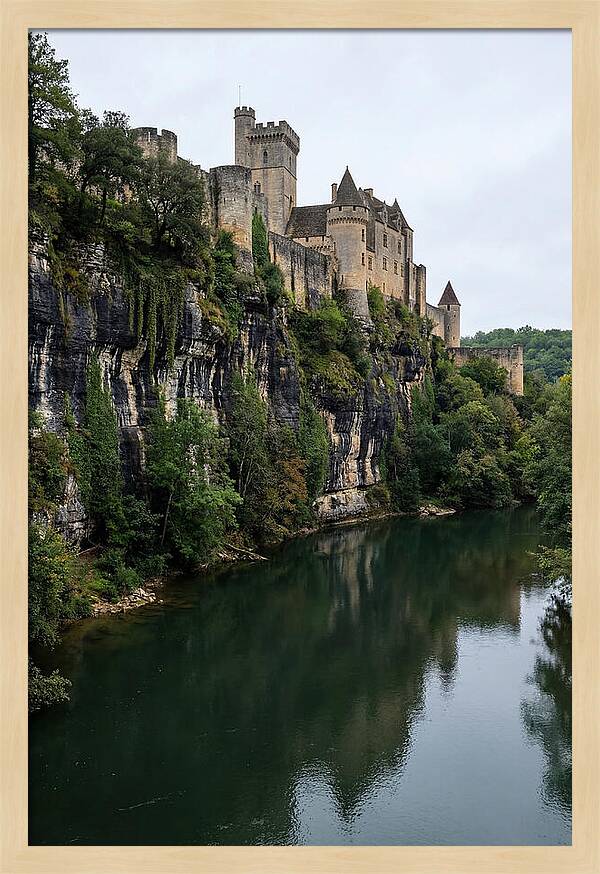Chateau De Beynac Overlooking Dordogne River