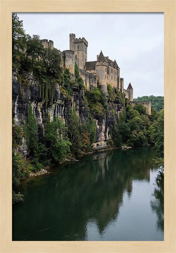 Chateau De Beynac Overlooking Dordogne River