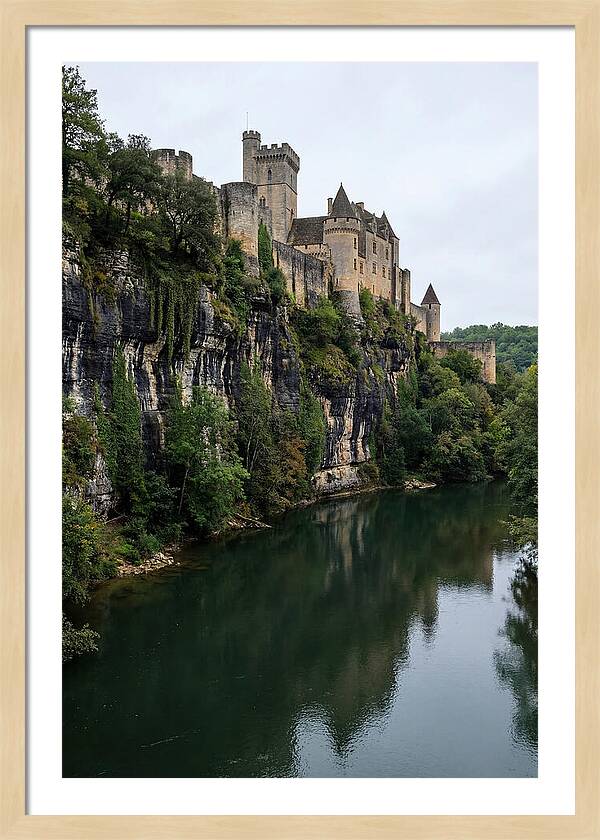 Chateau De Beynac Overlooking Dordogne River
